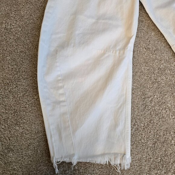 Citizens of Humanity Women's Horseshoe Barrel Leg Jeans Size 30 White Button Fly - Picture 9 of 12